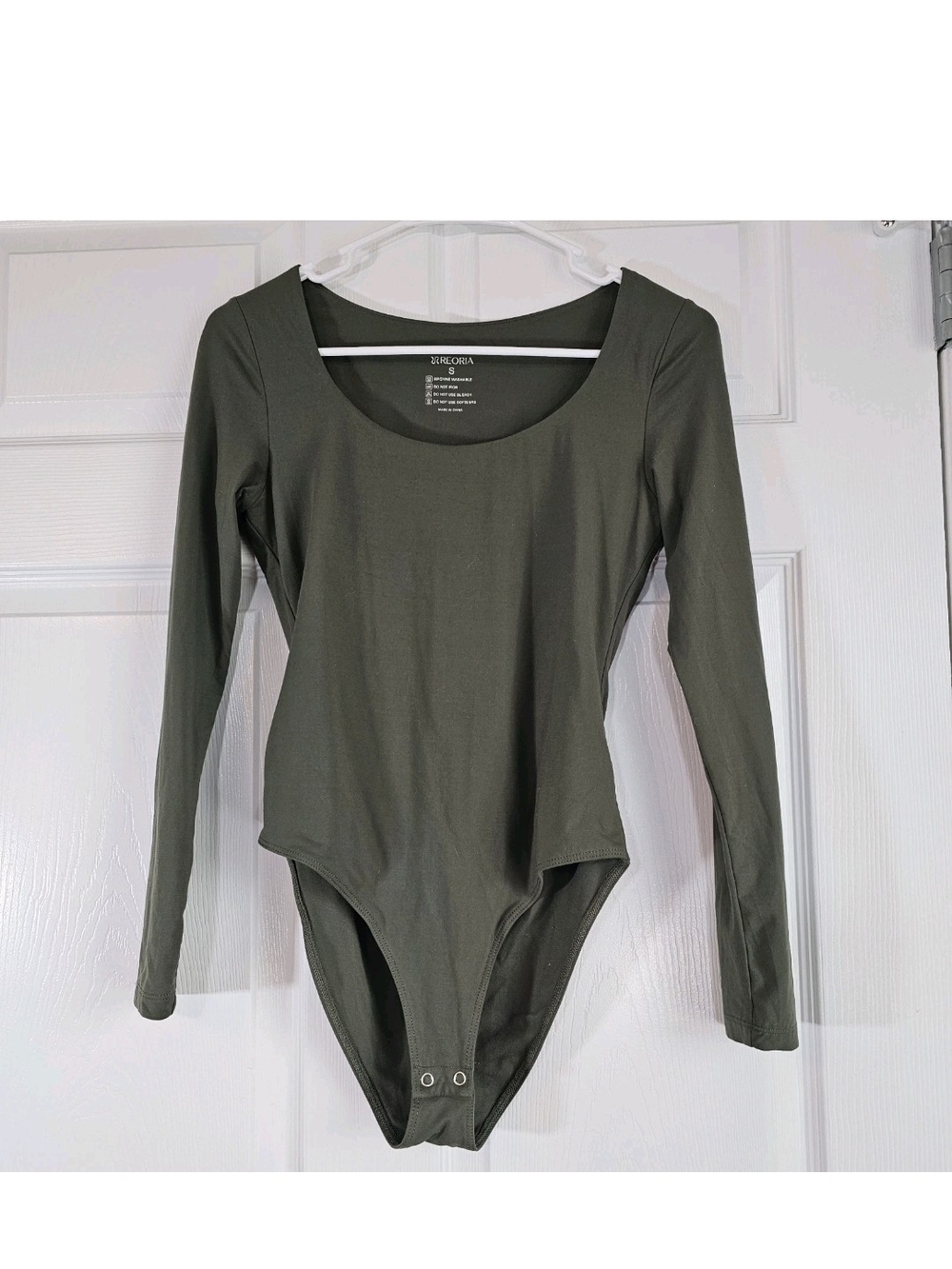 REORIA Bodysuit Long Sleeve Scoop Neck Top Olive Green S Earthy Downtown Girl